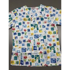 Fashion Women's Scrub Top Size X-Small Floral Print Multicolor V Neck White NEW